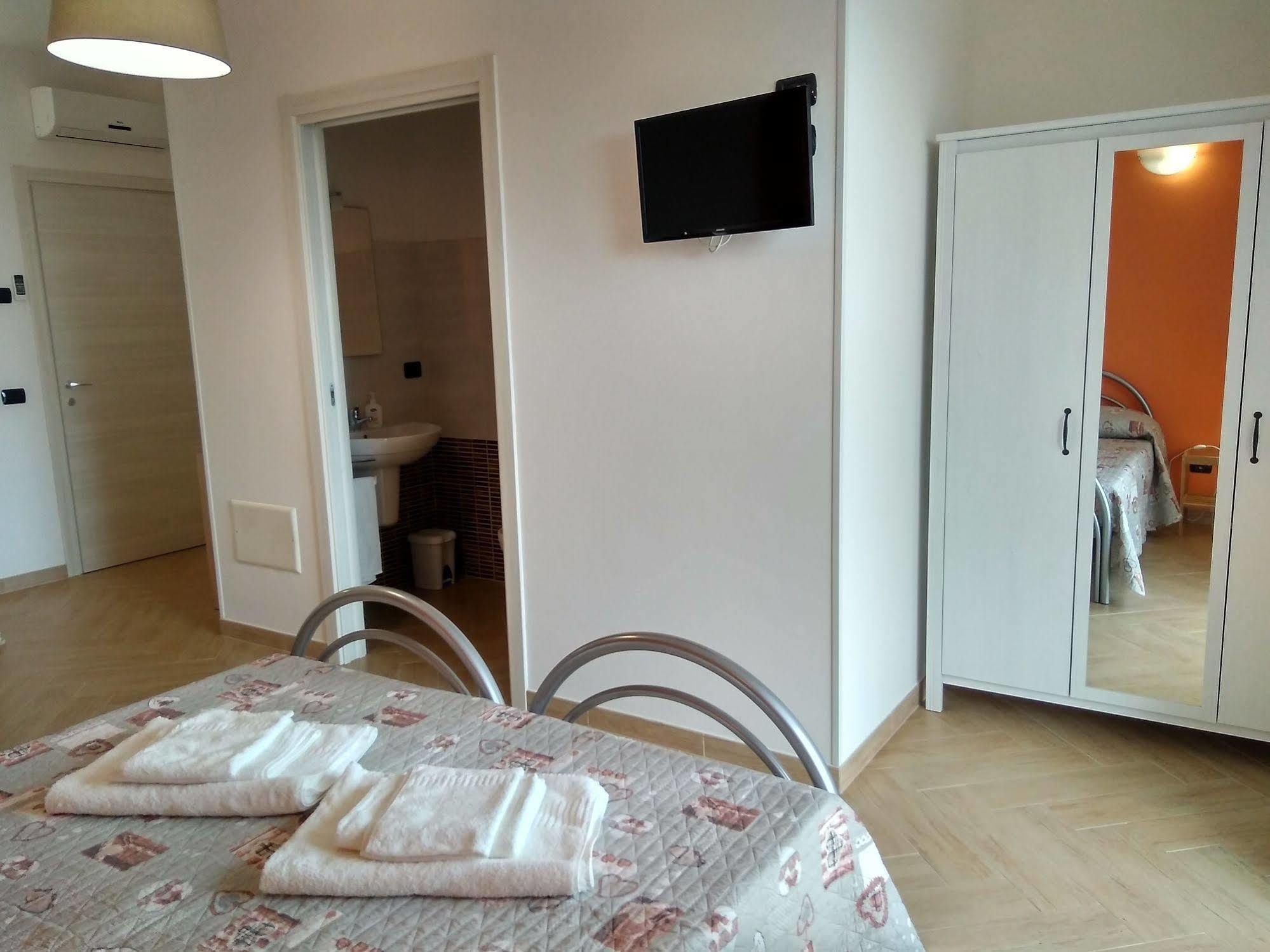 B&B Il Papavero Rosso Корильяно-д'Отранто Экстерьер фото